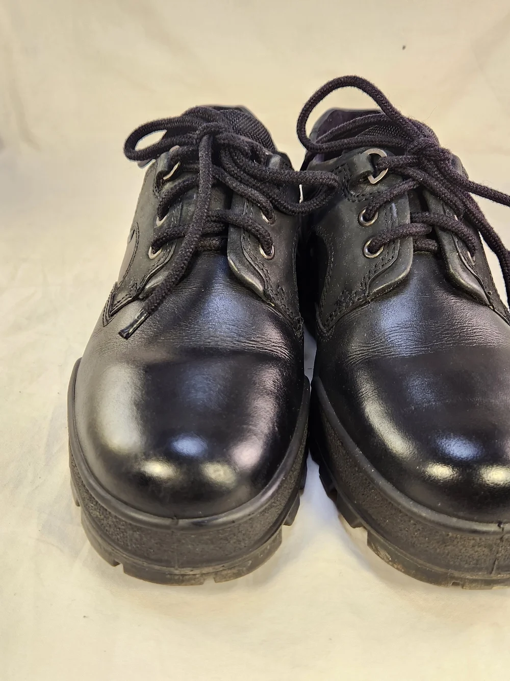 ECCO TRACK GORETEX MEN LACES SHOES BLACK COLOR SIZE  40/ 7